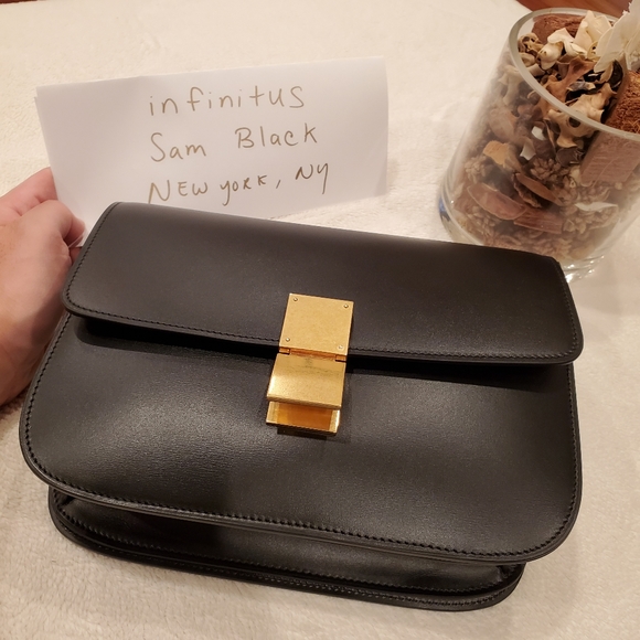 Brand New Celine Classic Box Bag Medium Black w. Gold Hardware with Tags - Picture 3 of 11